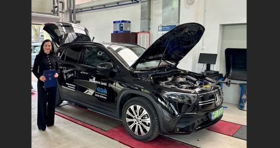 Pierwsza szkoła w Warszawie z kierunkiem Technik Elektromobilności [WYWIAD]